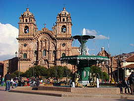 Plaza de Armas, kostel La Compa�ia